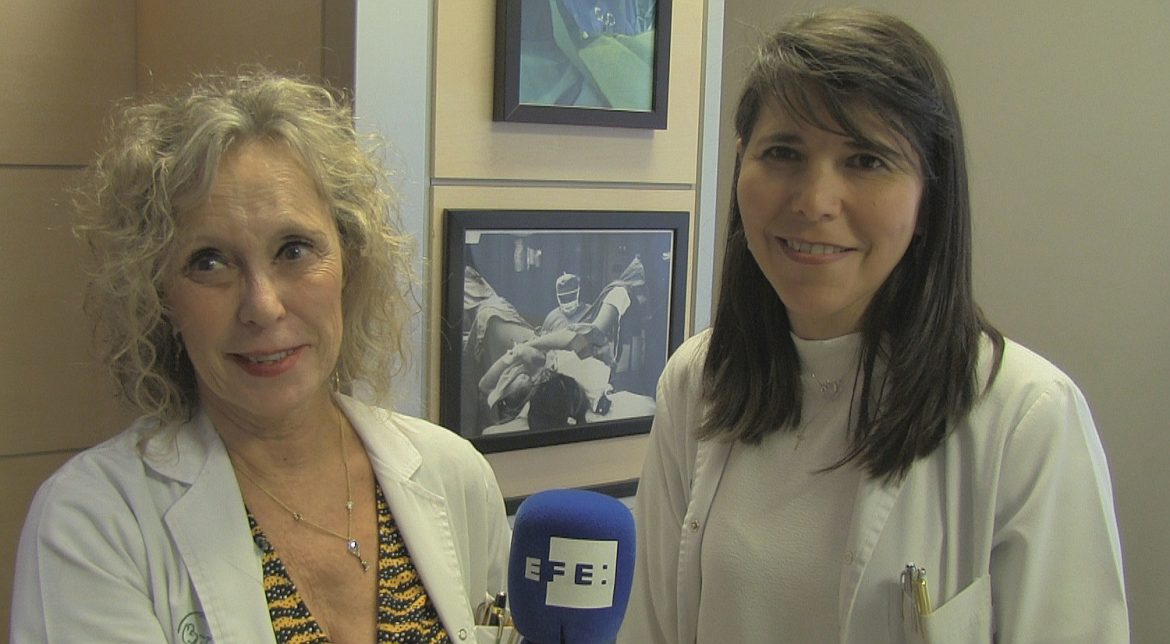 Doctoras Carmen Sala y Raquel Zager, ginecólogas y obstetras de la Clínica Gine-3 de Barcelona.