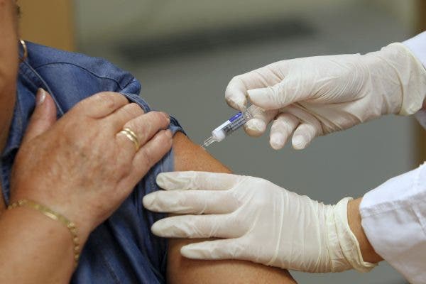 España autoriza el ensayo clínico en fase III de la vacuna de Janssen
