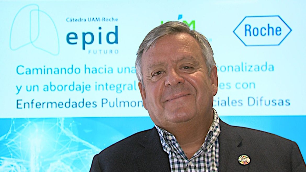El Dr Julio Ancochea Bermúdez.