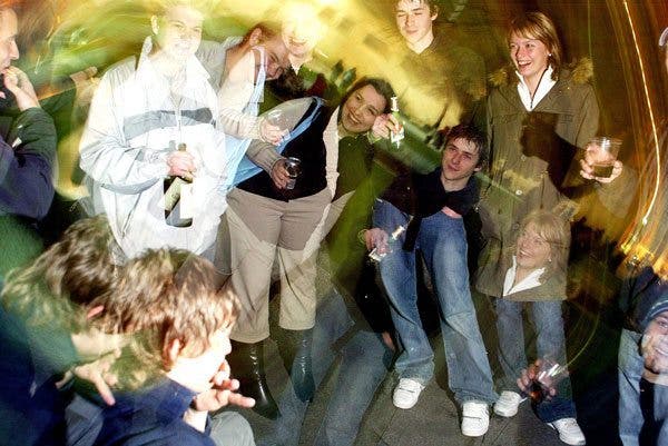 ¡Cuidado con el atracón de alcohol en porcas horas!