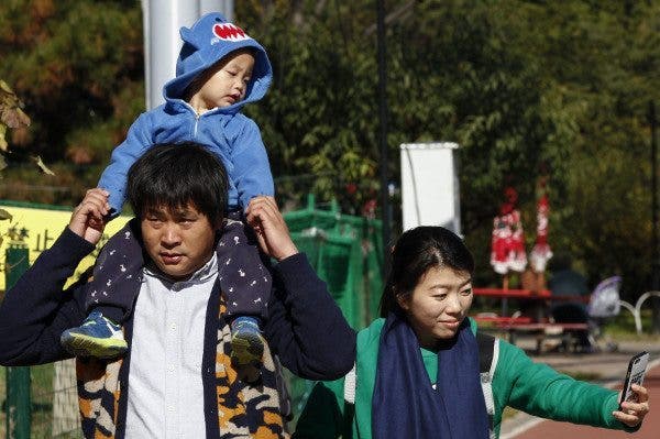 Las empresas se frotan las manos ante el fin del "hijo único" en China