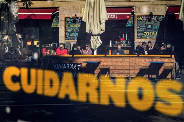 Simón confinamiento