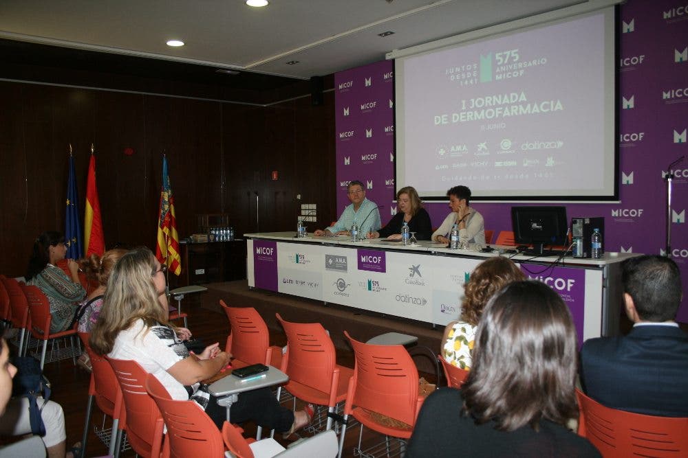 Imagen de la jornada sobre dermofarmacia/Foto facilitada por el Colegio de Farmacéuticos de Valencia 