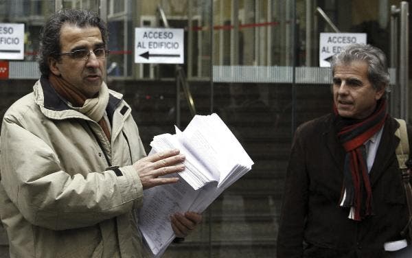 Más de 320 cargos de ambulatorios de Madrid dimiten por el plan de privatización