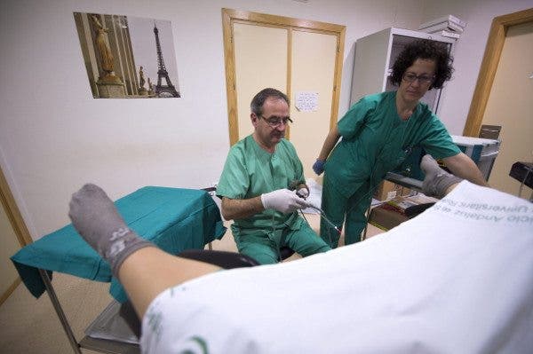 La mayoría de las españolas se arriesga con el papiloma al no visitar al ginecólogo