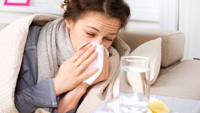 Más del 60% de los afectados por gripe y resfriado se automedica