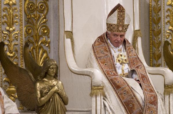 La frágil salud de Benedicto XVI