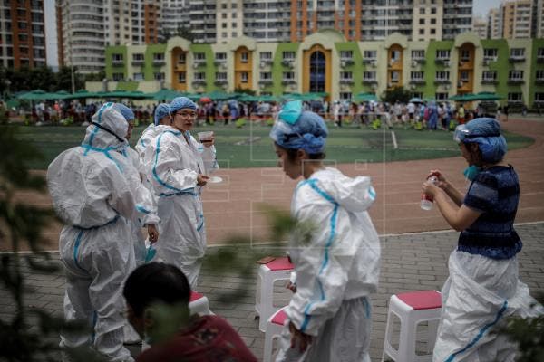 El jefe de epidemiología chino asegura que el brote de Pekín ya está controlado