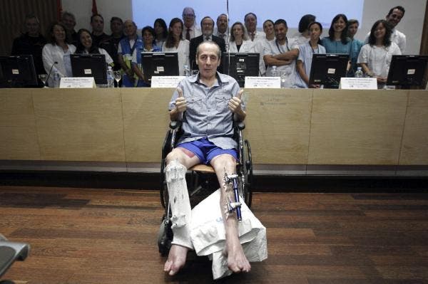 El Hospital La Paz realiza con éxito un complejo reimplante de pierna