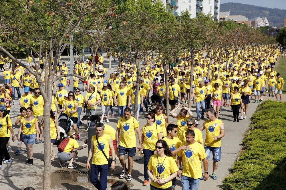 Caminata solidaria en Viladecans con más de 6.000 participantes