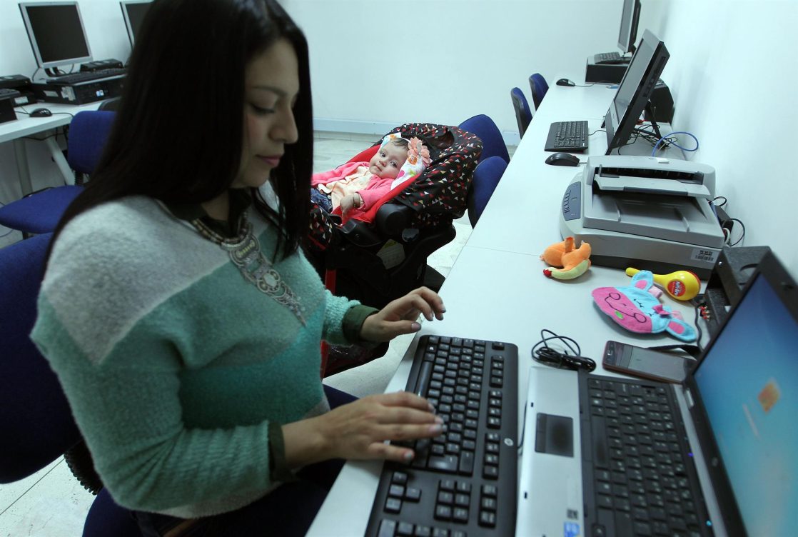 Lactancia materna y entorno laboral: La facilidad del teletrabajo