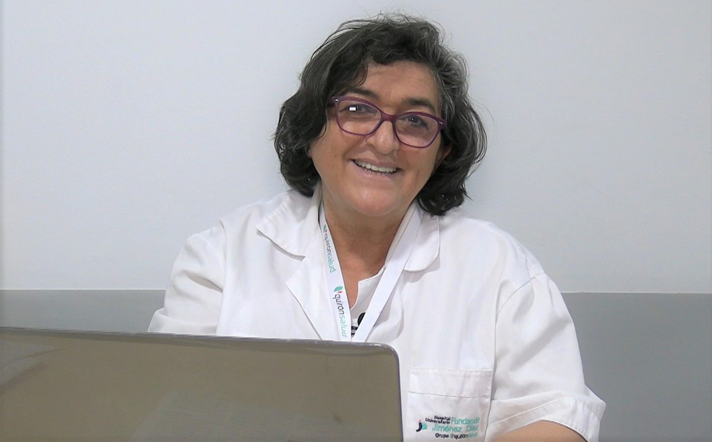 Dr.  Carmen González Enguita and the vasectomy