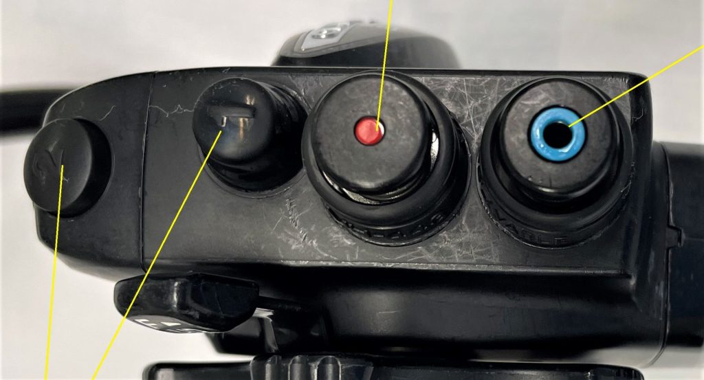 Botones del mando operativo del endoscopio digestivo