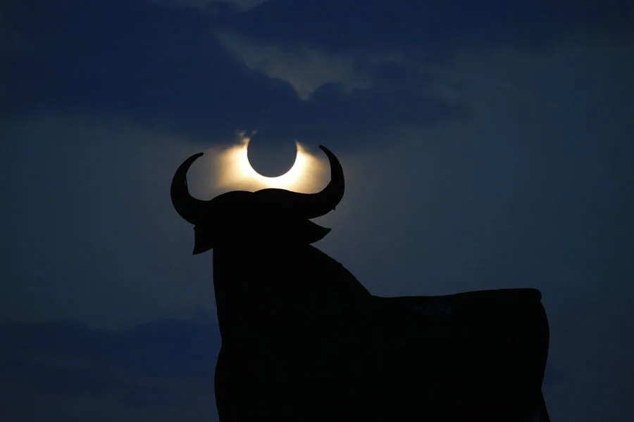 eclipse solar ojos 